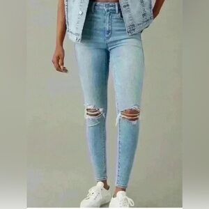 AEO light wash high waisted jegging